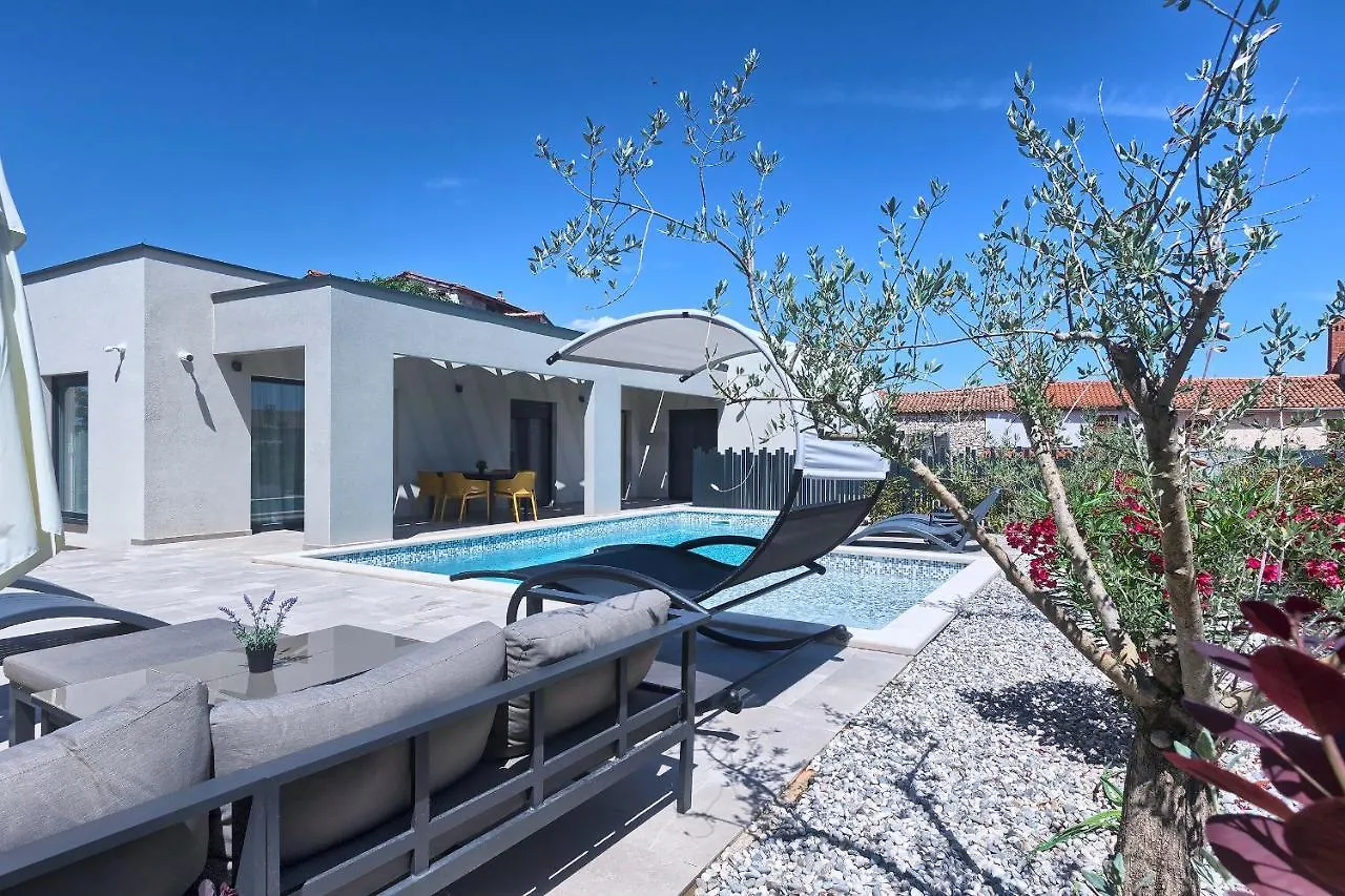 Kuca Za Odmor Casa Evelino 4* Villa Pula